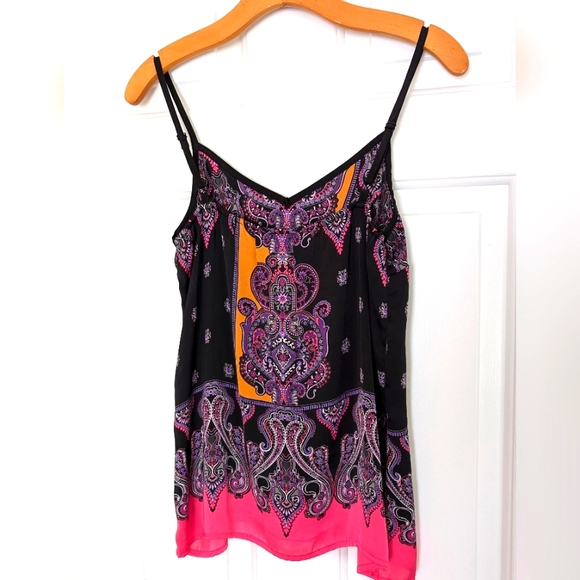 Express Tank Top - Picture 2 of 4